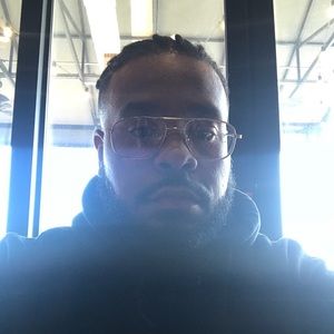 Meet your Posher, Keenan